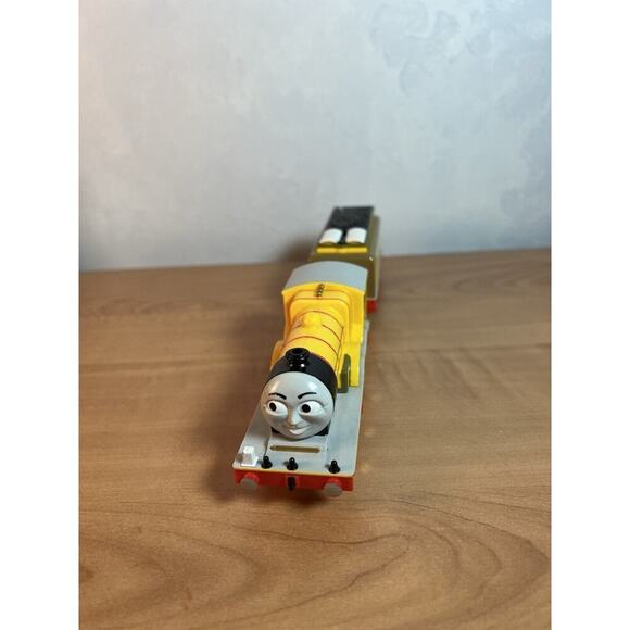 2009 Thomas & Friends Trackmaster MOLLY Train Engine and Motorized Tender TOMY - Picture 3 of 8